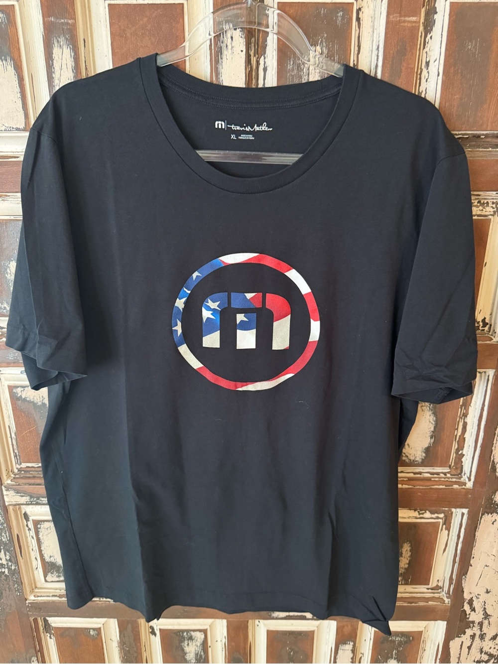 Travis Mathew Tshirt - XL